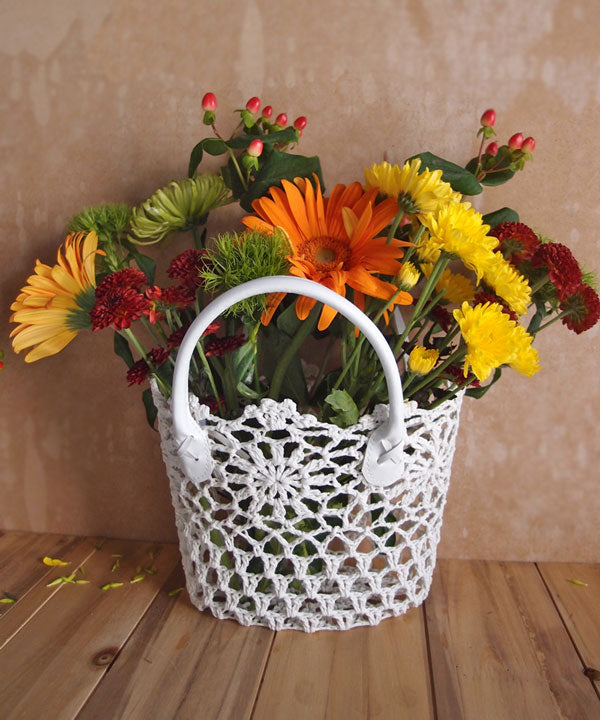 Delicate Stiffened Lace Bags