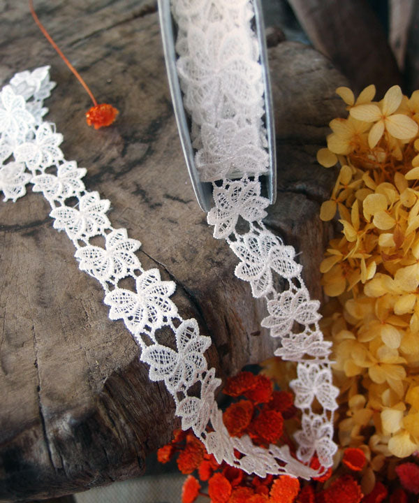 1" White Floral Lace Ribbon - 5 Yards