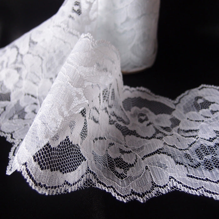 4" x 10 Yd White Lace Ribbon