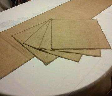 Set of Burlap Table runner and Four Colored Napkins Brown Edge